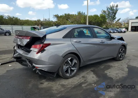 2023 Hyundai Elantra Sel z USA, uszkodzony, nr VIN KMHLS4AG9PU510453